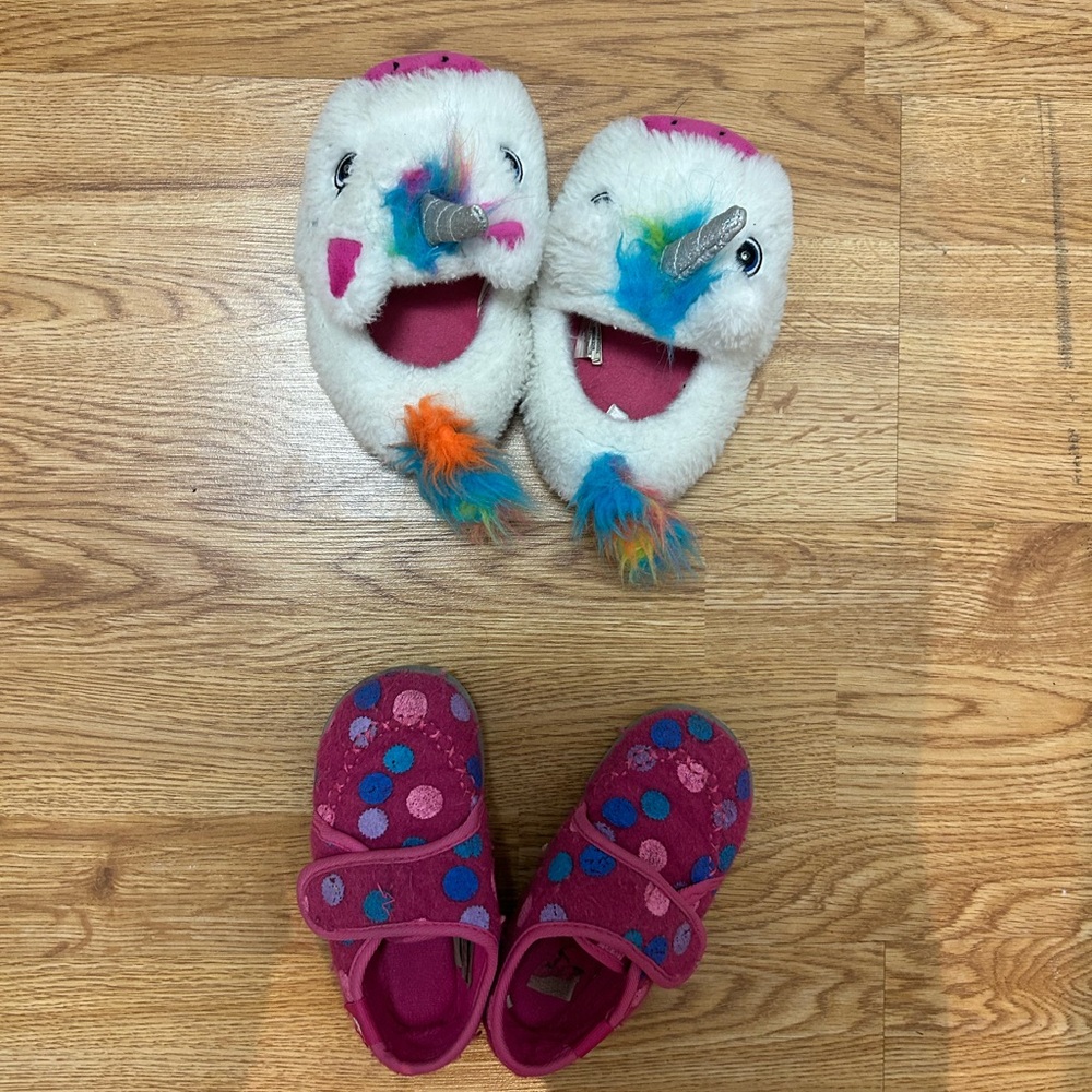 Robeez Unicorn and Polka Dot Kids Slippers - White and Pink